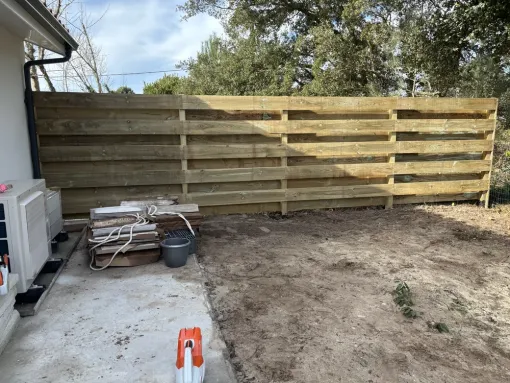 Fabrication clôture bois à Léon, Léon, DML Multiservices